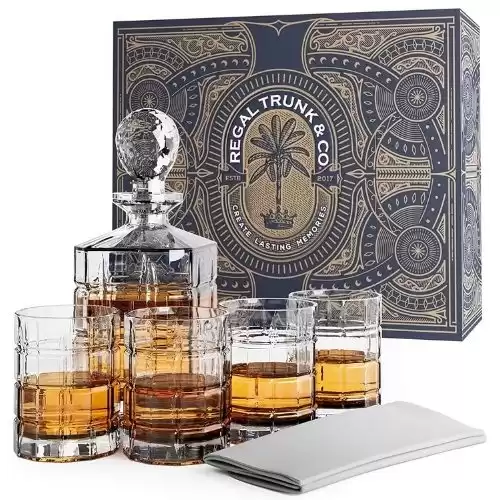 Regal Trunk & Co. Whiskey Decanter Sets | 4 Square Engraved Tumblers Whisky Decanter & Glass Set | Crystal Decanter Set Bourbon and Scotch | Comes In Gift Box and with Glass Polishing Cloth