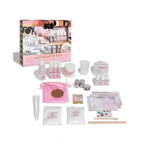 FAO Schwarz 36 Piece DIY Beauty Set for Kids