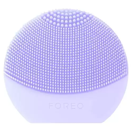 FOREO LUNA Play Plus 2 Silicone Facial Cleansing Brush & Face Exfoliator | All Skin Types | For Clean and Healthy Looking Skin | Enhances Absorption of Facial Skin Care Products | I Lilac You!